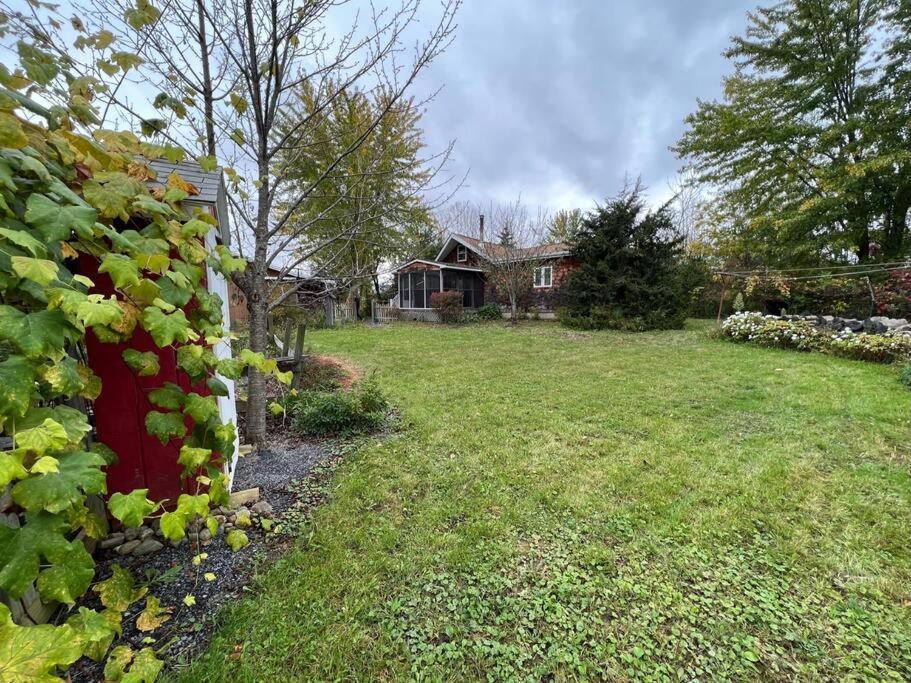 Country Cottage Penn Yan Exterior foto
